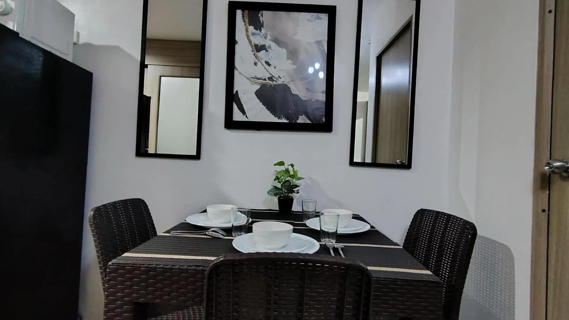 Shore Residences - 2 Bedroom Pool View Near Moa Manila Aparthotel